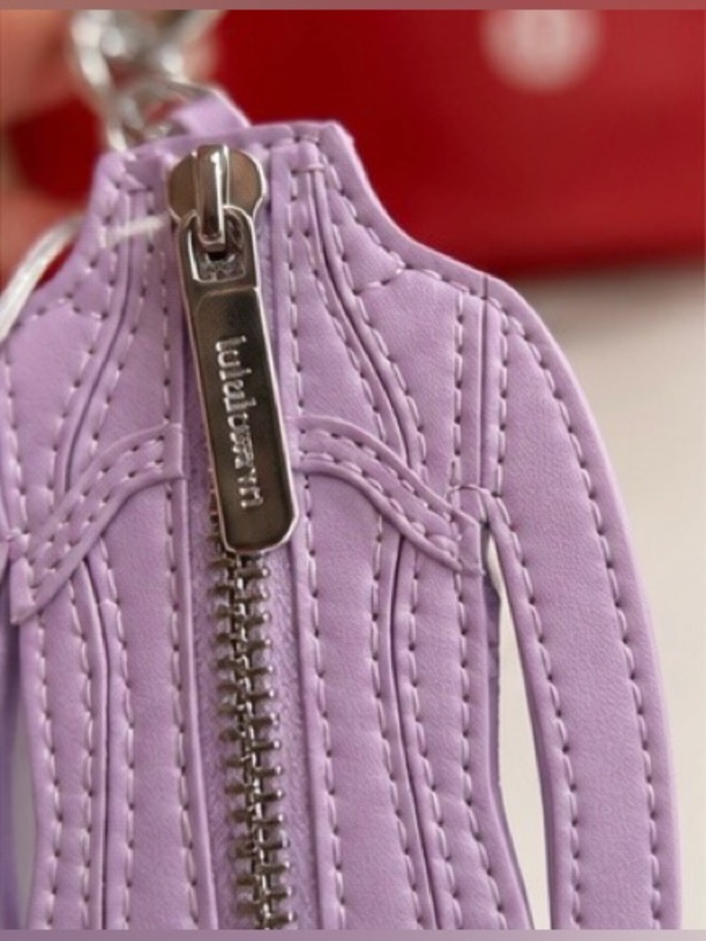 Lululemon Define Jacket Keychain Lavender NWT w/ Red Gift Pouch 💜🔑 - Picture 6 of 9
